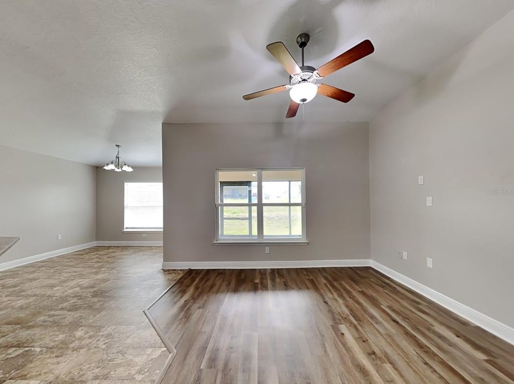 637 James Ct, Kissimmee, FL 34759