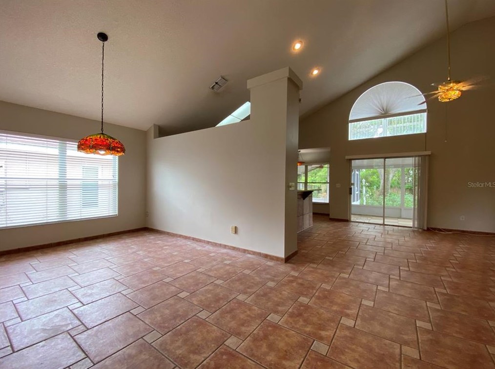 3791 Lake Mirage Blvd, Orlando, FL 32817-1504