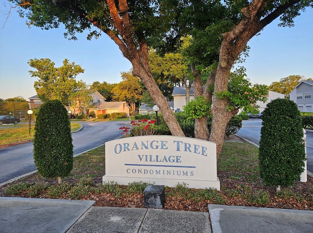 2796 Curry Ford Rd, Orlando, FL 32806-2574