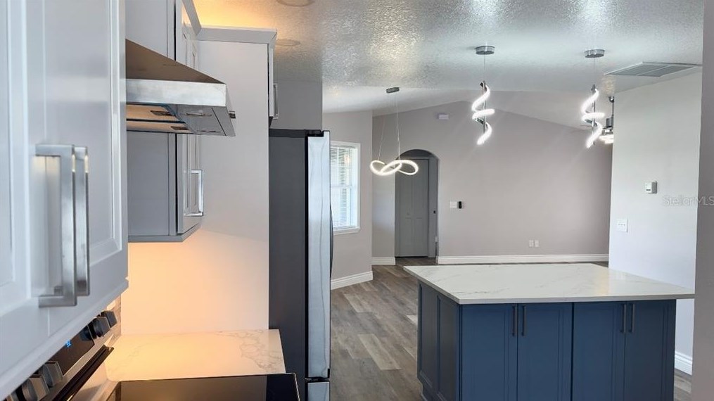 808 Alexander Ave, Deltona FL  32725-7202 exterior