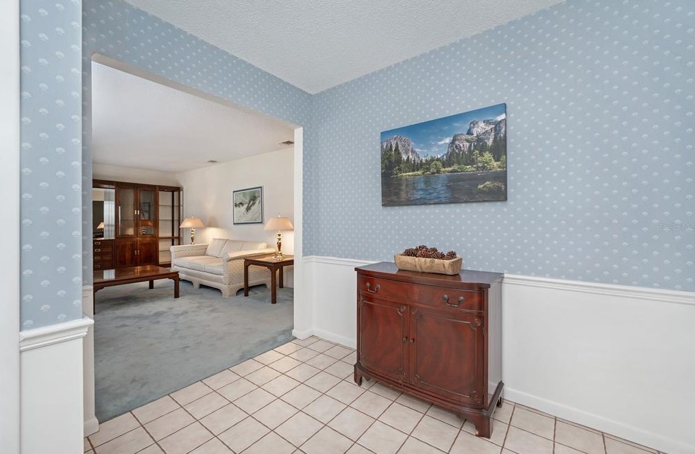 111 Eastern Frk, Longwood FL  32750-2781 exterior