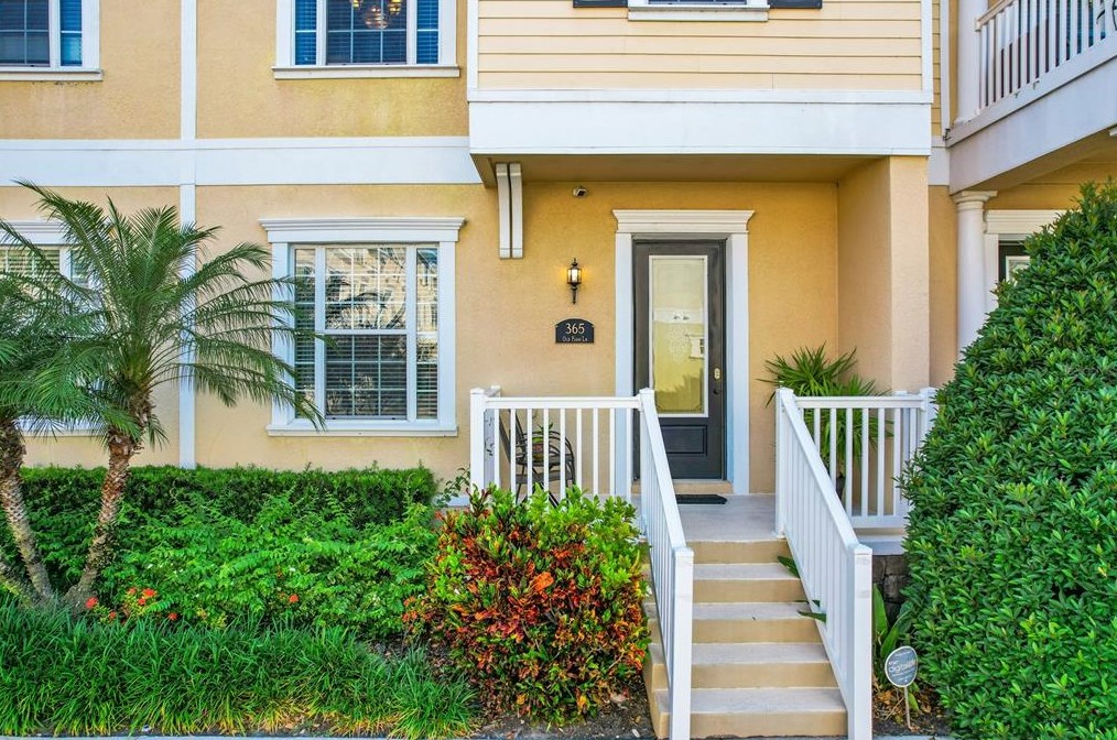 365 Old Farm Ln, Casselberry FL  32708-7109 exterior