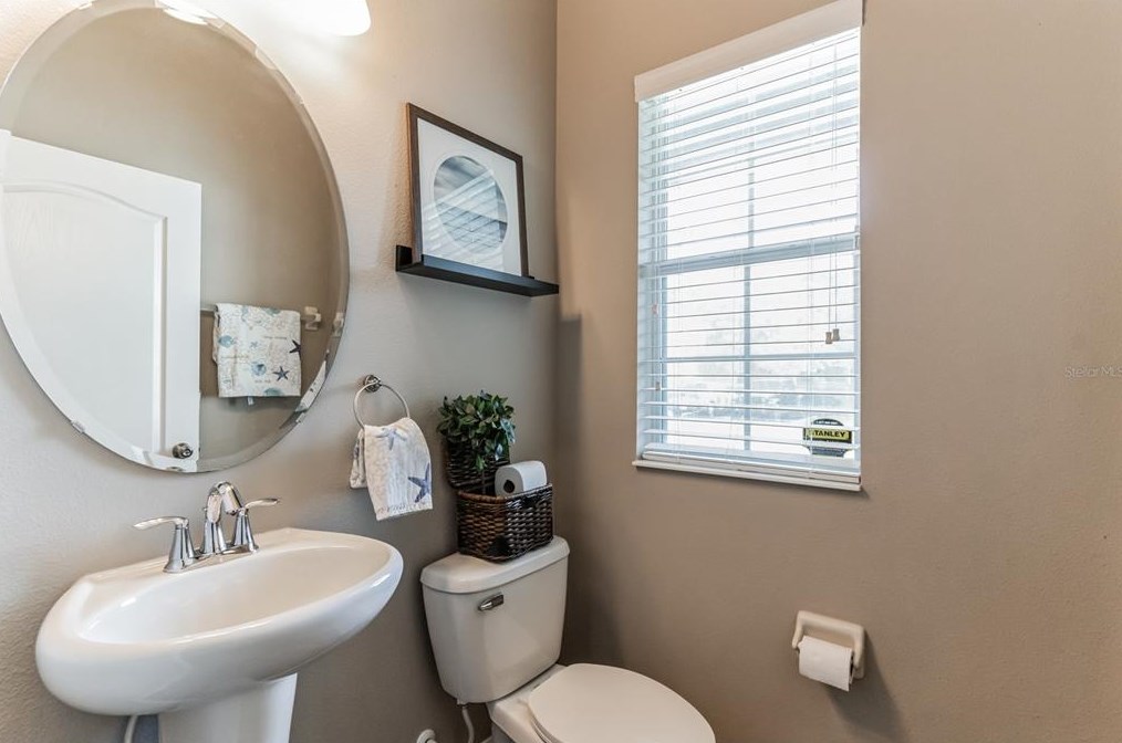2754 River Landing Dr, Sanford, FL 32771