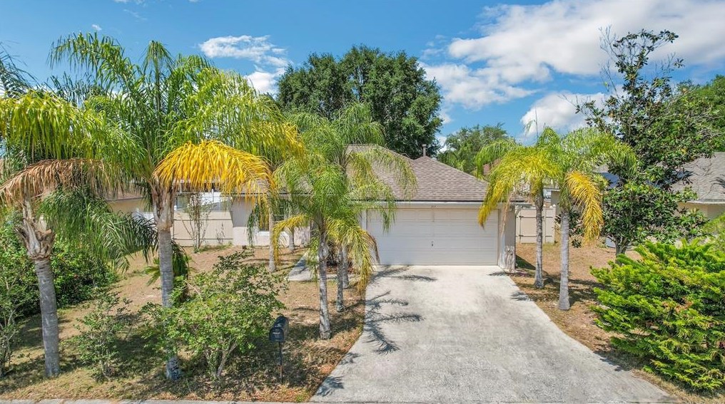313 Burgoyne Loop, Davenport, FL 33897