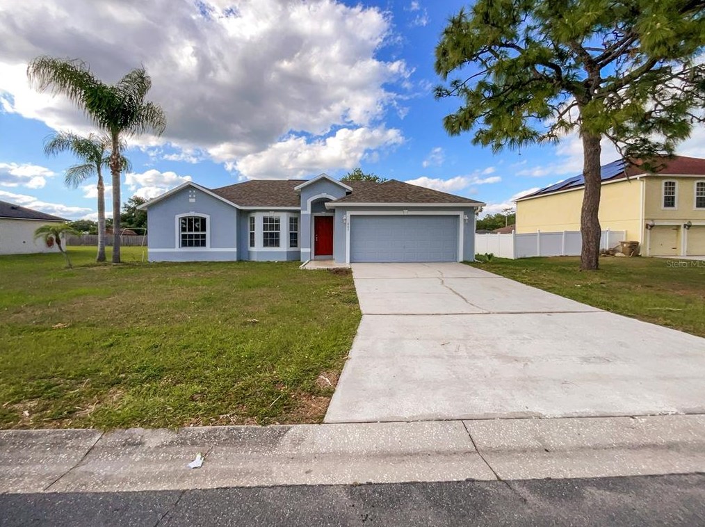 805 Alpine Ct, Kissimmee FL 34758-3401 exterior