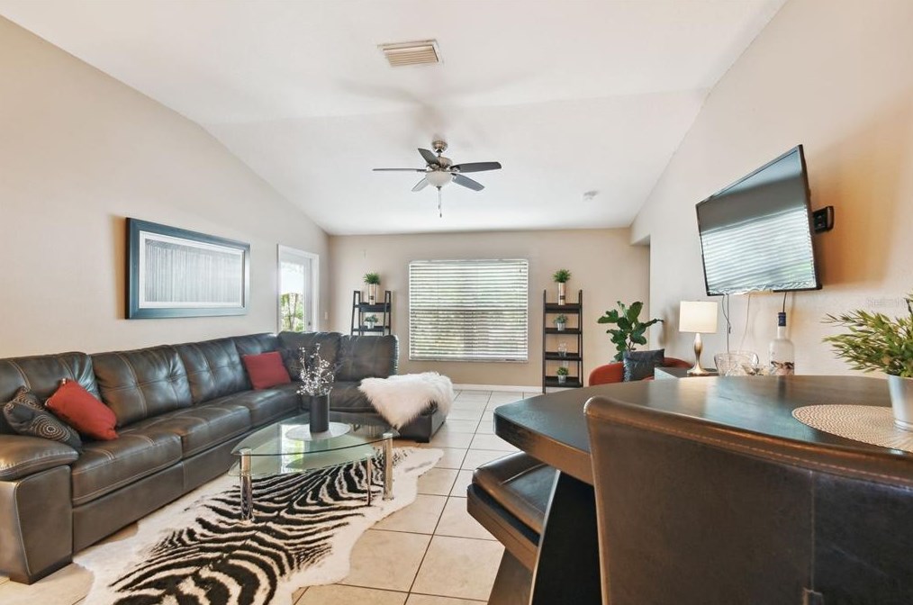 2107 Colville Chase Dr, Ruskin FL  33570-6306 exterior