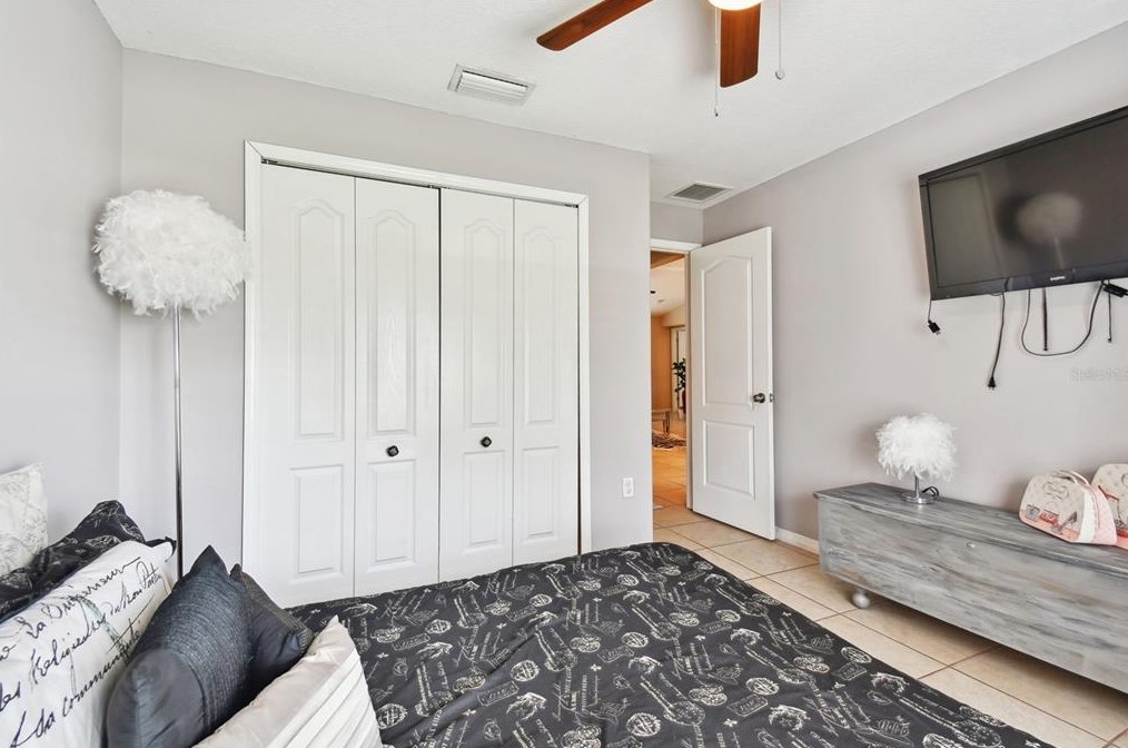 2107 Colville Chase Dr, Ruskin FL  33570-6306 exterior