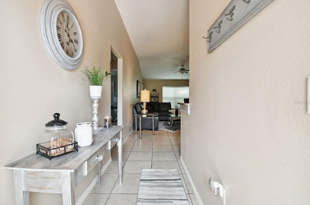 2107 Colville Chase Dr, Ruskin FL  33570-6306 exterior