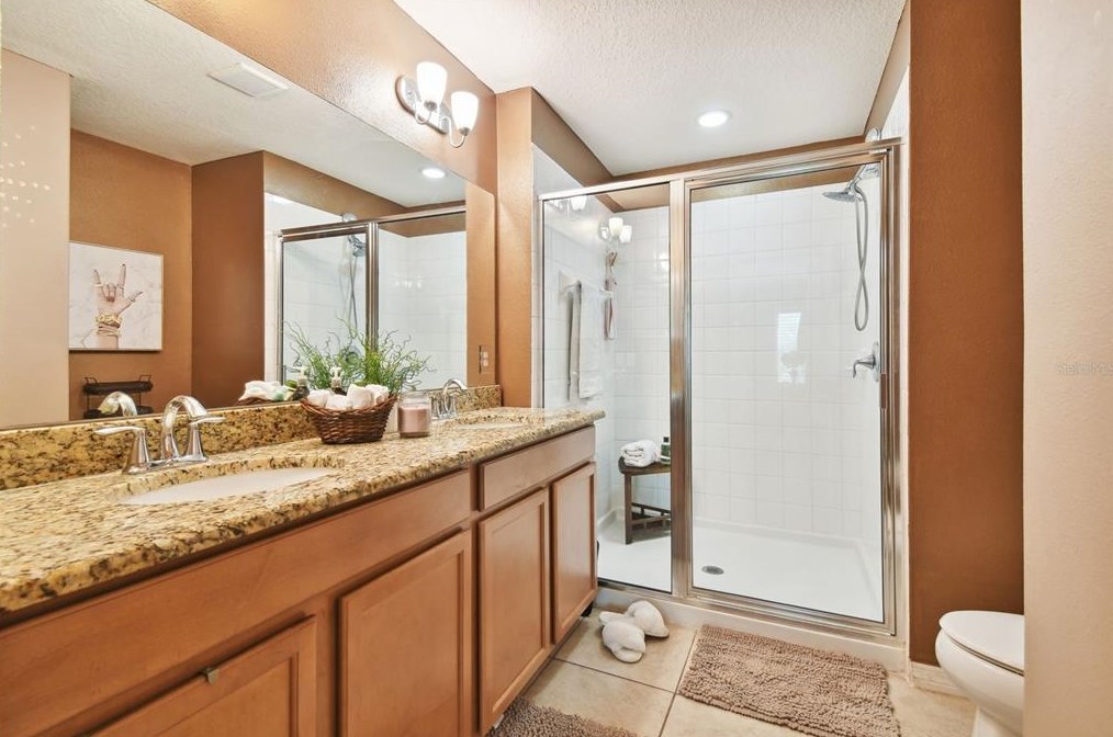 2107 Colville Chase Dr, Ruskin FL  33570-6306 exterior