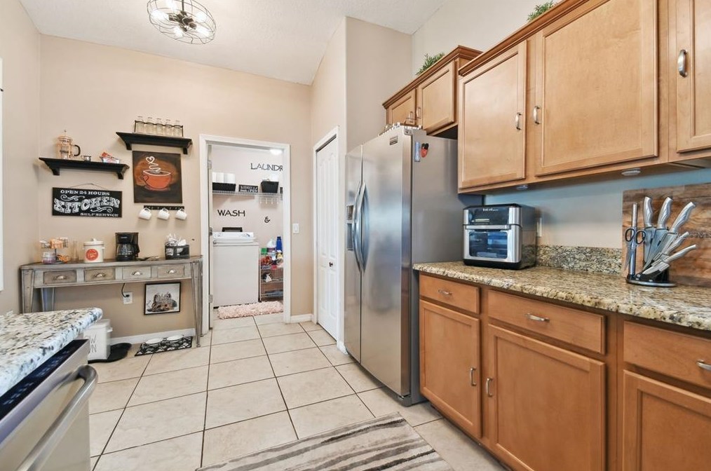 2107 Colville Chase Dr, Ruskin FL  33570-6306 exterior