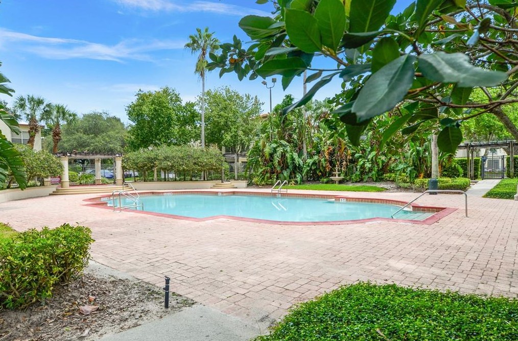 826 Camargo Way, Altamonte Springs FL  32714-3947 exterior