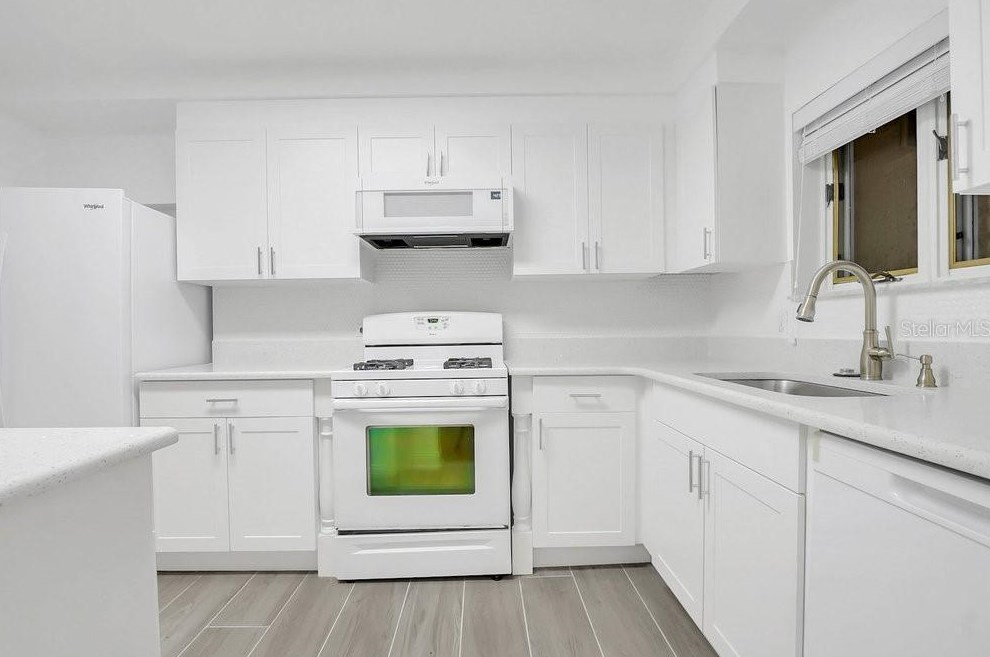 1212 Anderson St, Orlando FL 32805-2553 exterior