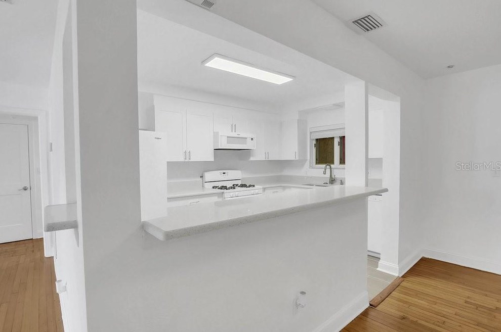 1212 Anderson St, Orlando FL 32805-2553 exterior