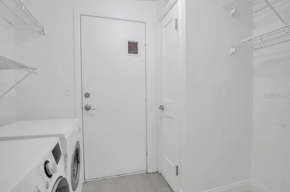 1212 Anderson St, Orlando FL 32805-2553 exterior