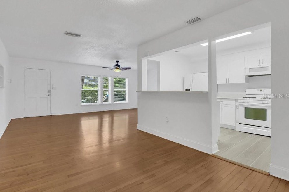 1212 Anderson St, Orlando FL 32805-2553 exterior