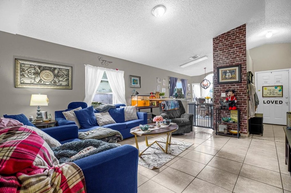 2469 Daffadil Terrace, Sanford, FL 32771