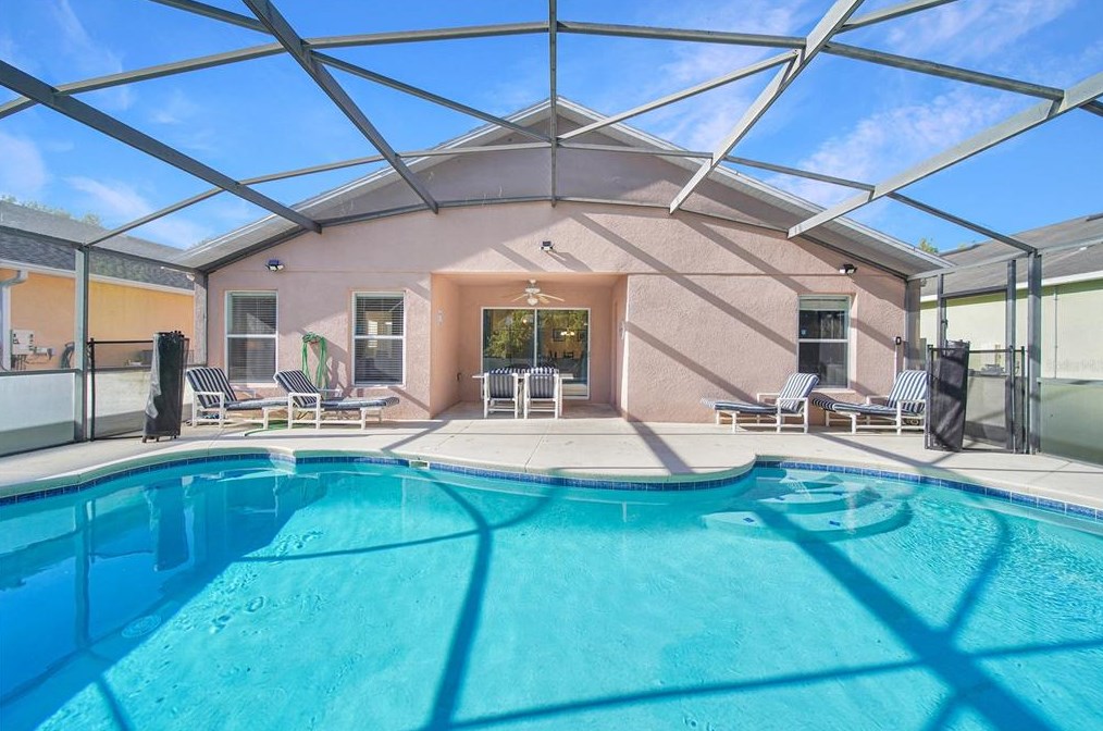 2208 Royal Ridge Dr, Davenport, FL 33896