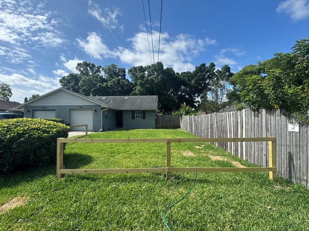 2016 Carlton Dr, Orlando, FL 32806-3136