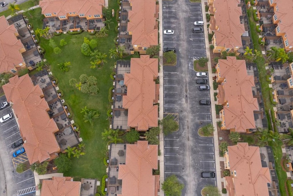 2665 Triumph Way, Kissimmee FL  34746-7138 exterior