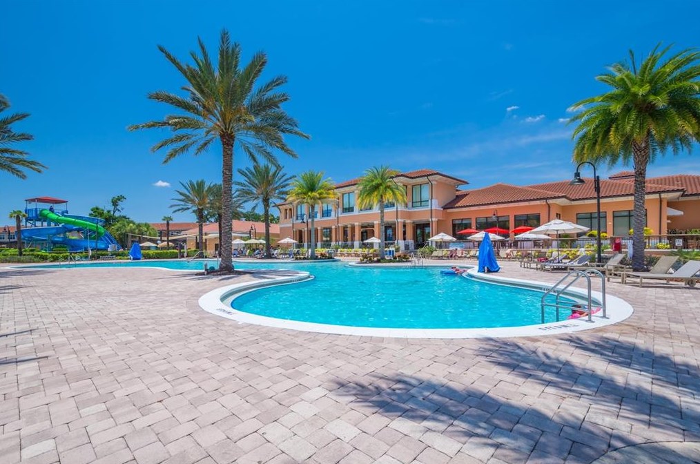 2665 Triumph Way, Kissimmee FL  34746-7138 exterior