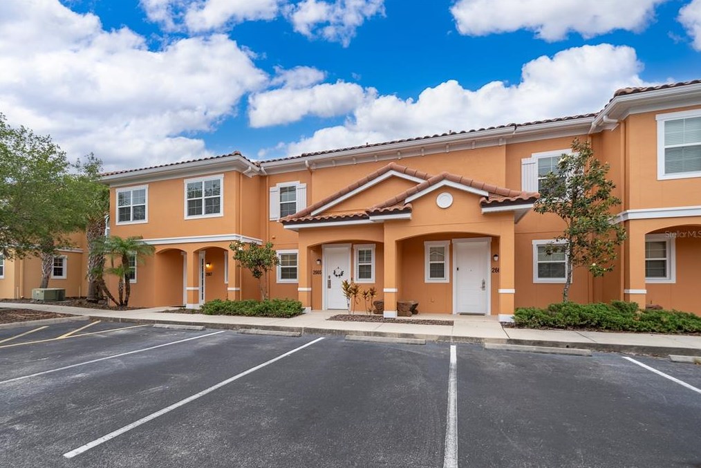 2665 Triumph Way, Kissimmee FL  34746-7138 exterior