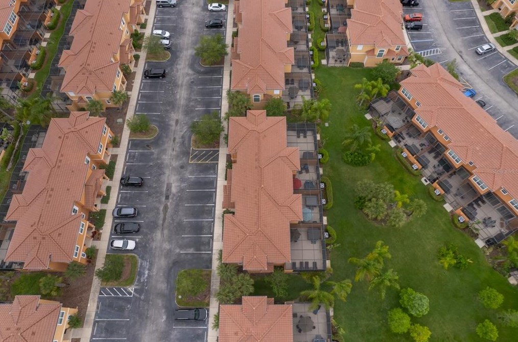 2665 Triumph Way, Kissimmee FL  34746-7138 exterior