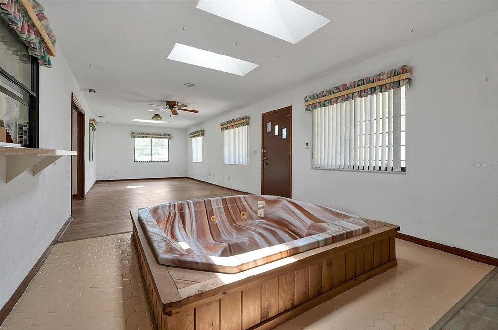 1333 Clayton Dr, Deltona FL  32725-7453 exterior