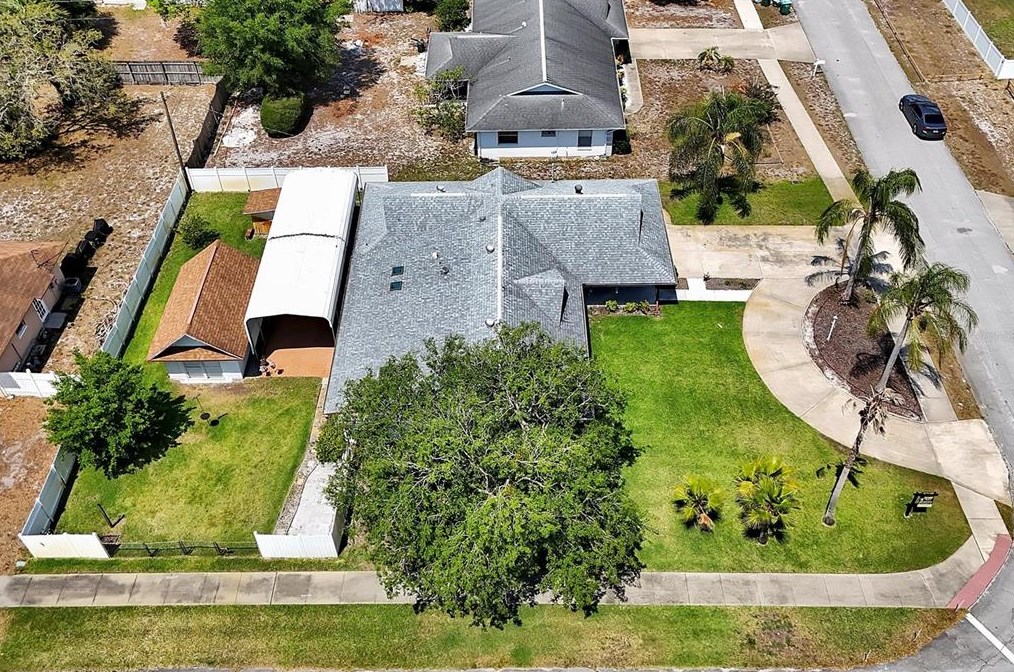 1333 Clayton Dr, Deltona FL  32725-7453 exterior