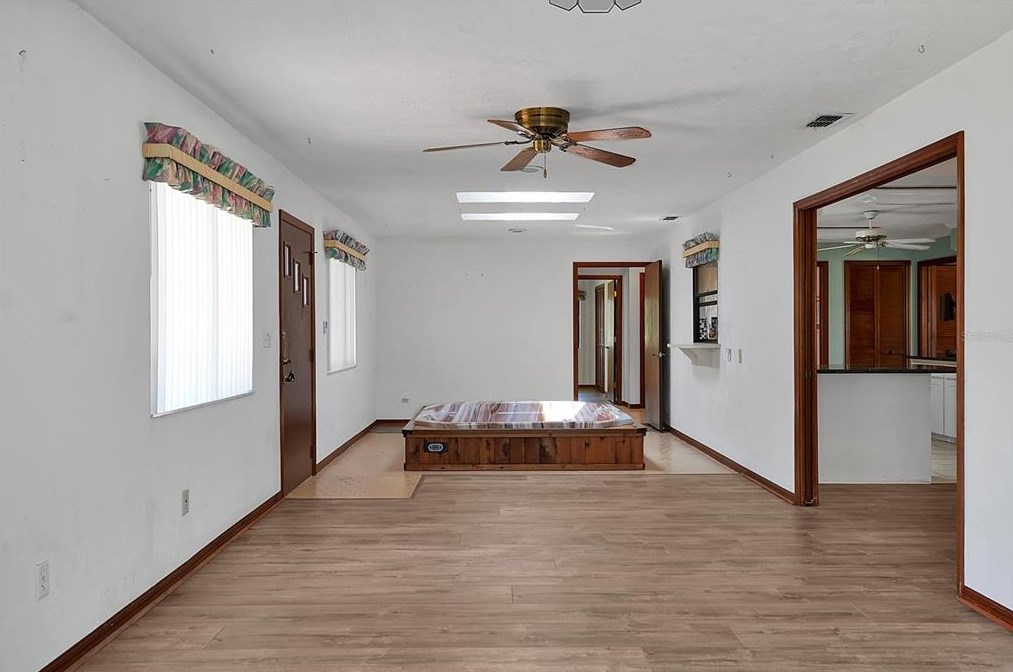 1333 Clayton Dr, Deltona FL  32725-7453 exterior