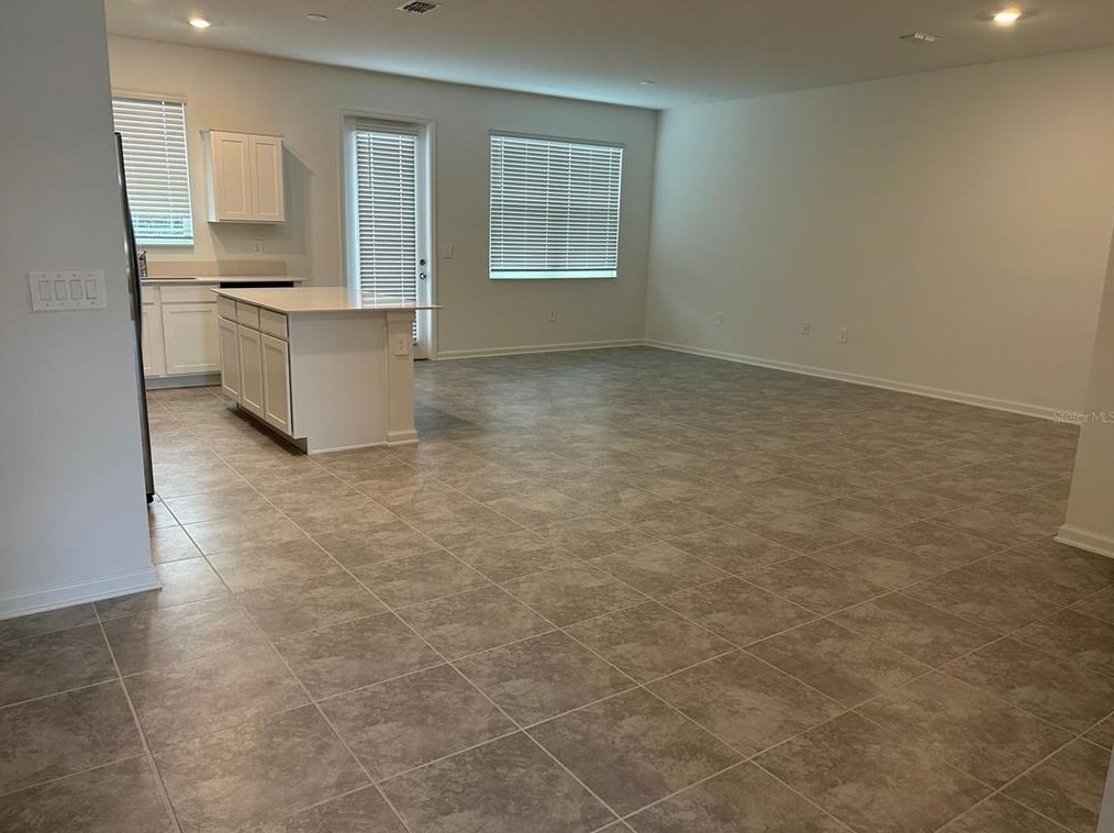 200 Bogey Dr, Davenport, FL 33896