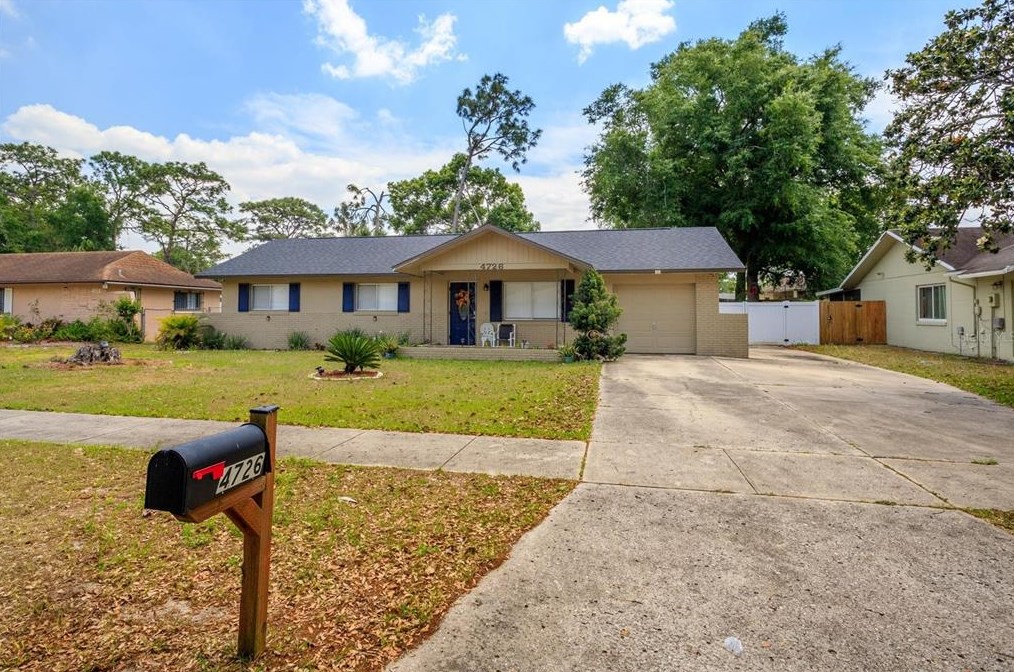 4726 Stony Brook Ln, Orlando, FL 32808-2634