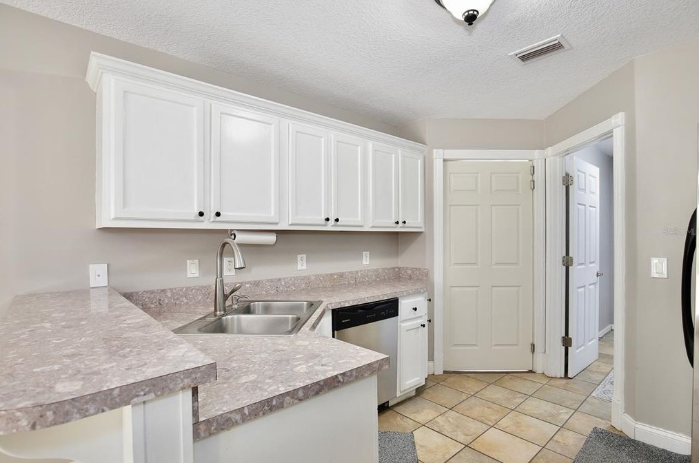 3479 147th Ln, Summerfield FL  34491-3973 exterior