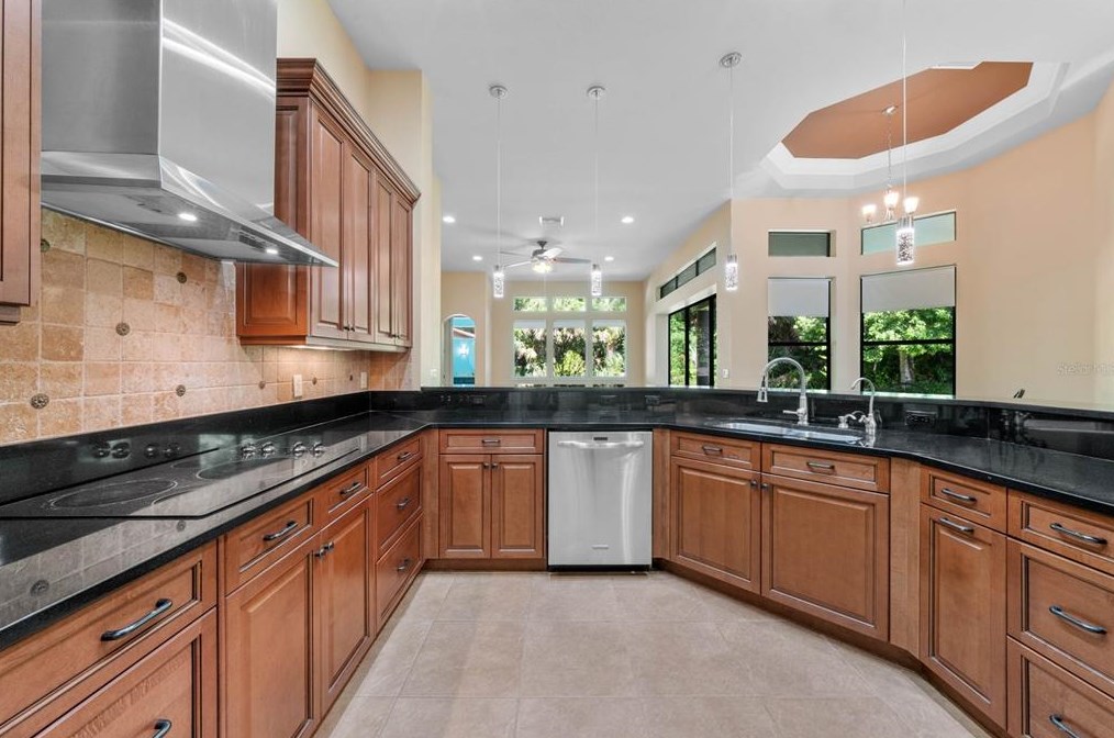 5850 Nolan Rd, Sanford FL  32773-7016 exterior