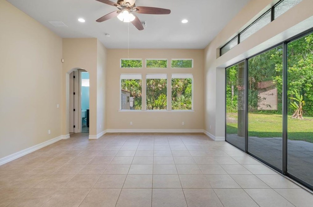 5850 Nolan Rd, Sanford FL  32773-7016 exterior