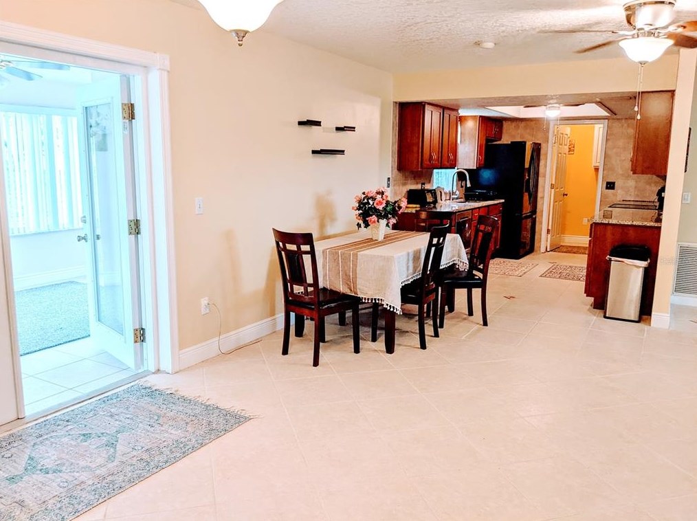 42 Lantana Dr, De Bary FL  32713-2449 exterior