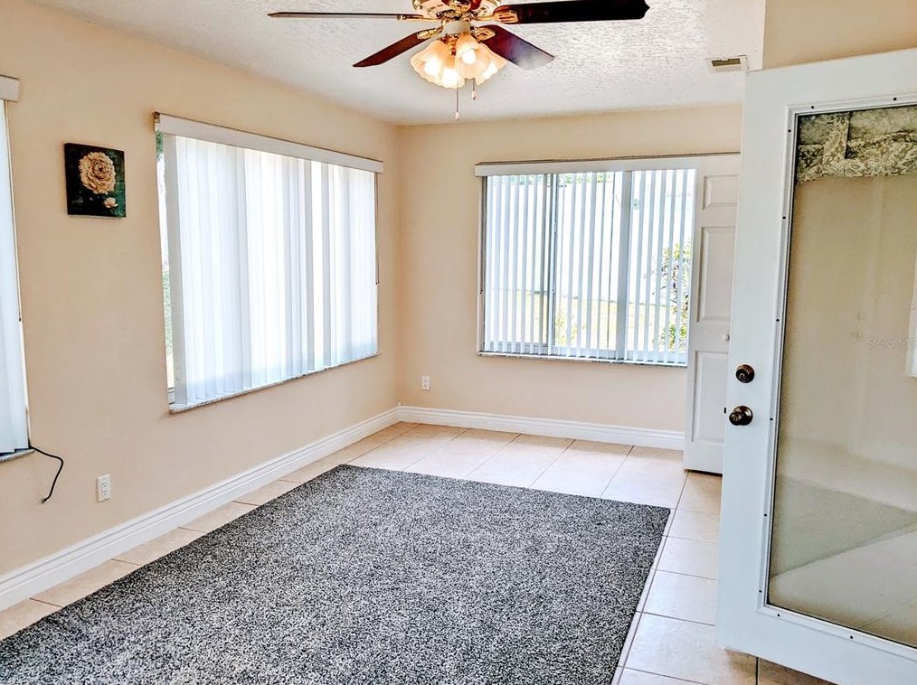 42 Lantana Dr, De Bary FL  32713-2449 exterior