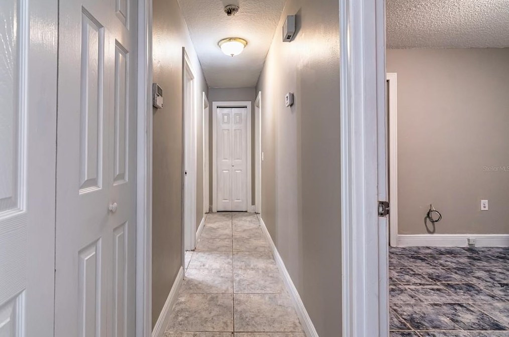 7125 Clarcona Ocoee Rd, Orlando FL 32818-1227 exterior