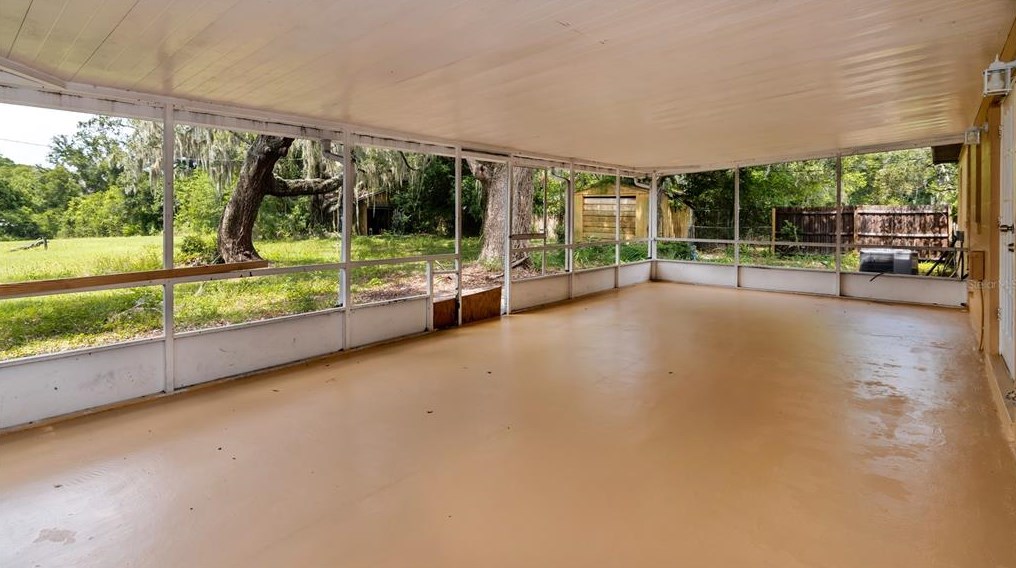 7125 Clarcona Ocoee Rd, Orlando FL 32818-1227 exterior