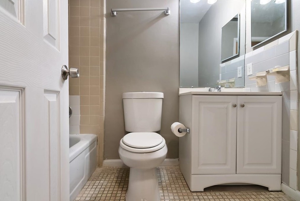 7125 Clarcona Ocoee Rd, Orlando FL 32818-1227 exterior