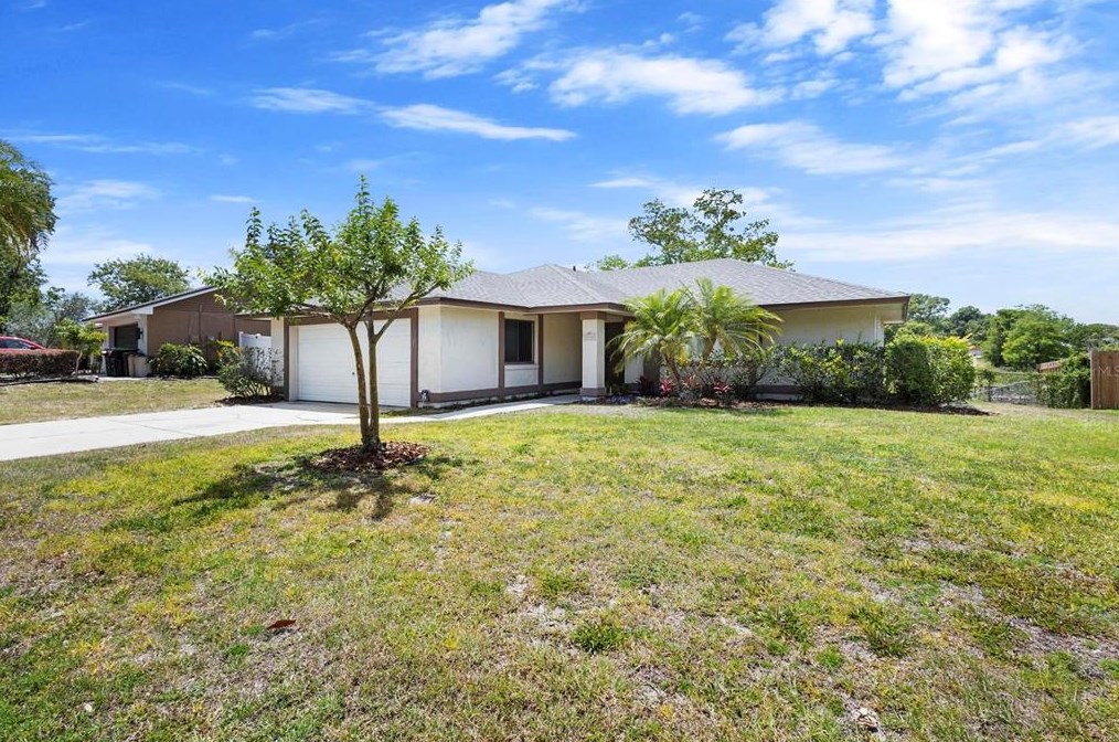 8142 Gandy Way, Orlando, FL 32810-2855