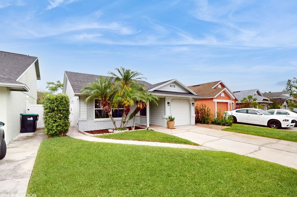 9375 Dubois Blvd, Orlando, FL 32825-6485