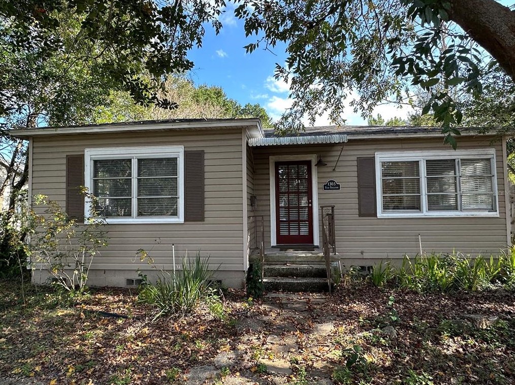 1303 Utah Blvd, Orlando, FL 32803-2744
