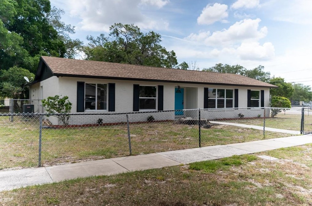 4003 Wendy Dr, Orlando, FL 32808-1832