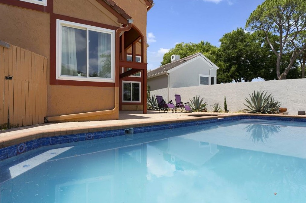 509 Devon Pl, Lake Mary FL  32746-5001 exterior