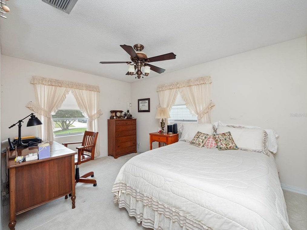 4702 Raymar Dr, Orlando FL  32839-1369 exterior