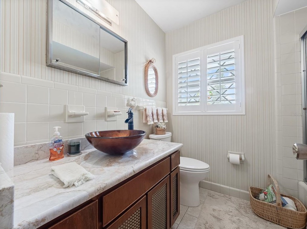 4702 Raymar Dr, Orlando FL  32839-1369 exterior