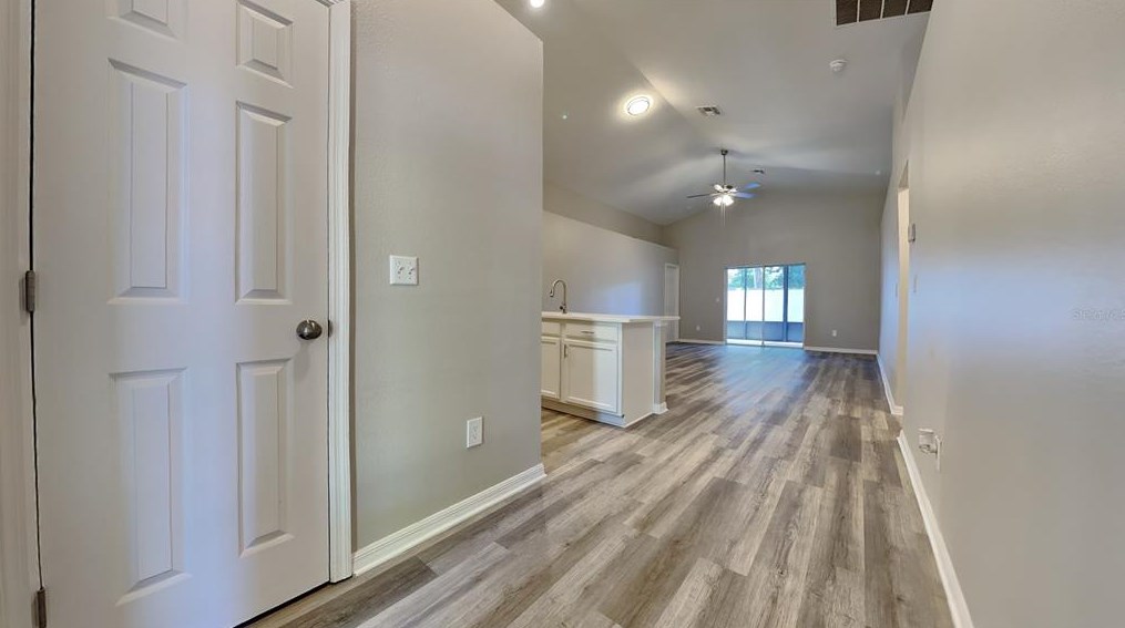 822 Spring Cavern Ave, Orange City, FL 32763-6634