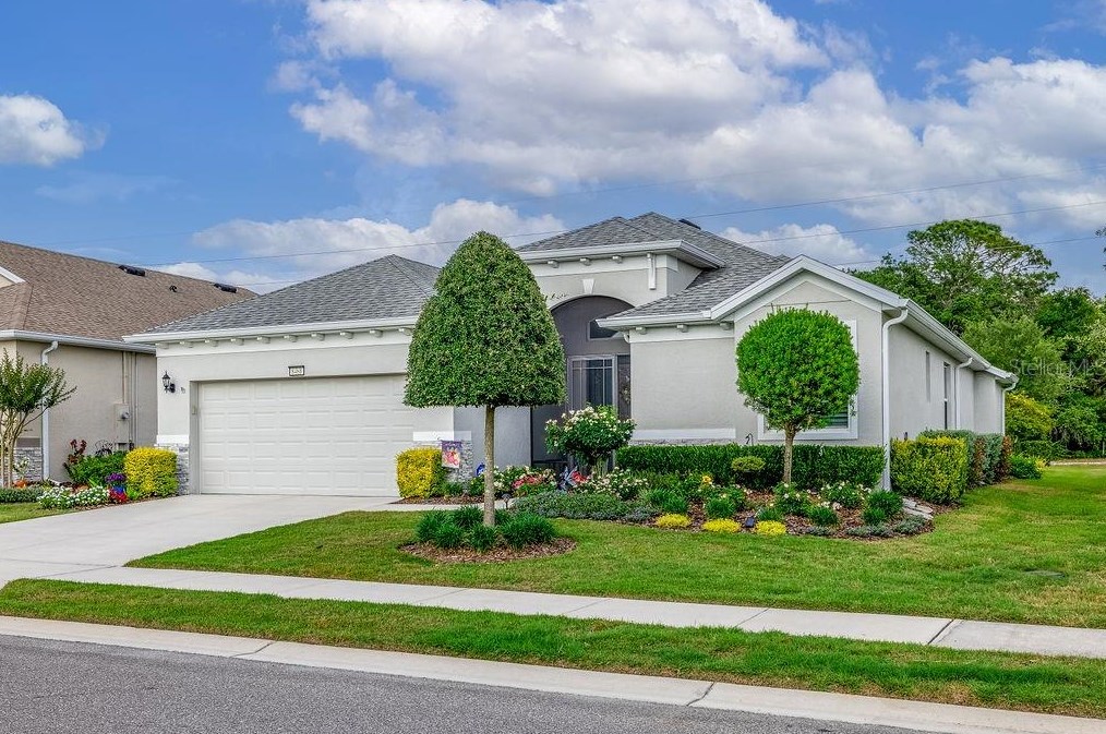 8468 Bridgeport Bay Cir, Mount Dora, FL 32757