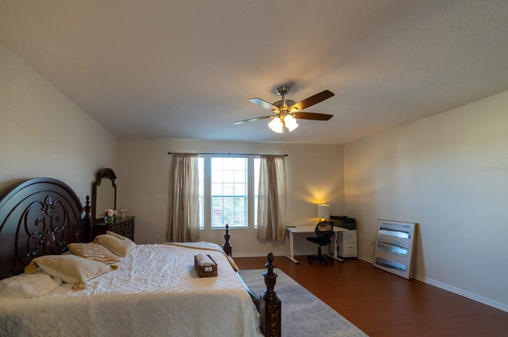 342 Cortona Dr, Orlando FL  32828-6745 exterior