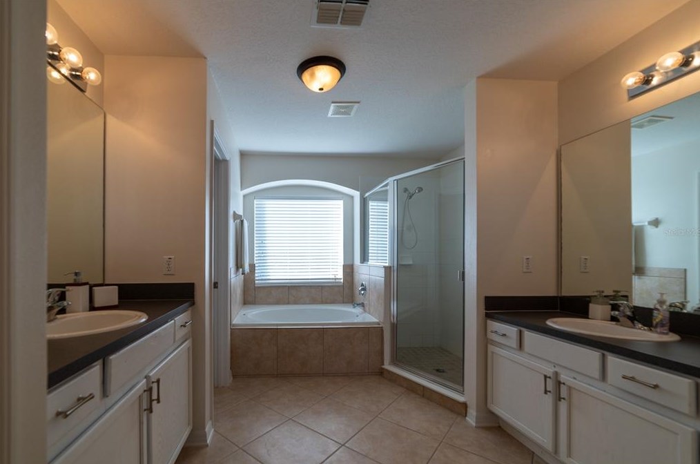 342 Cortona Dr, Orlando FL  32828-6745 exterior